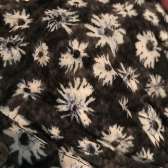 AE skirt - Picture 3 of 3